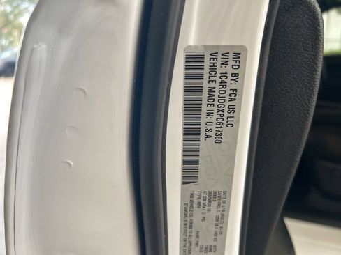 Certified 2023 Dodge Durango GT image 42