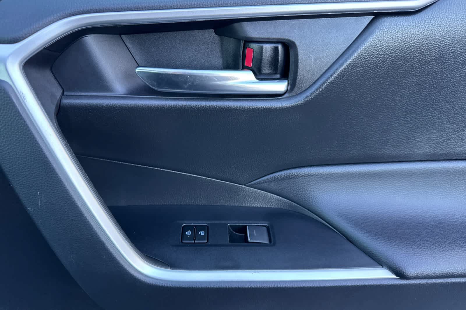 Used 2024 Toyota RAV4 XLE Premium w/ Weather Package AWD/4WD image 19