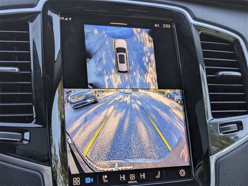 Certified 2024 Volvo XC90 T8 Plus w/ Protection Package Premier image 23