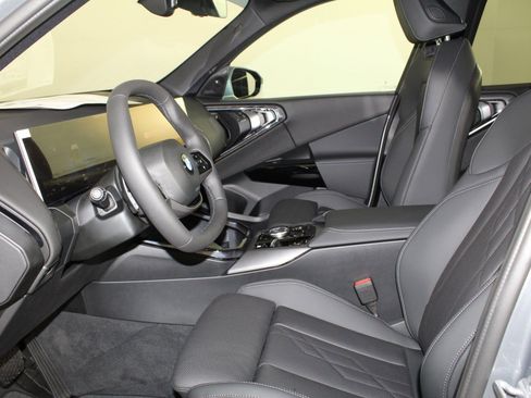 New 2026 BMW X3 xDrive30 w/ Convenience Package image 24