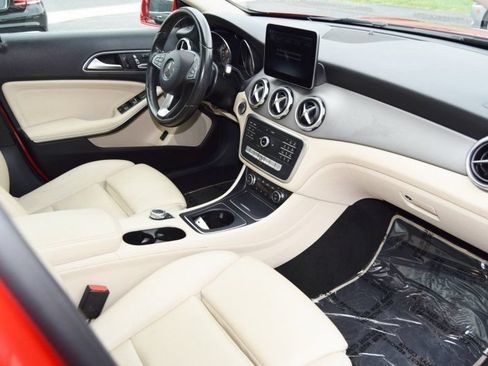 Used 2018 Mercedes-Benz GLA 250 image 21