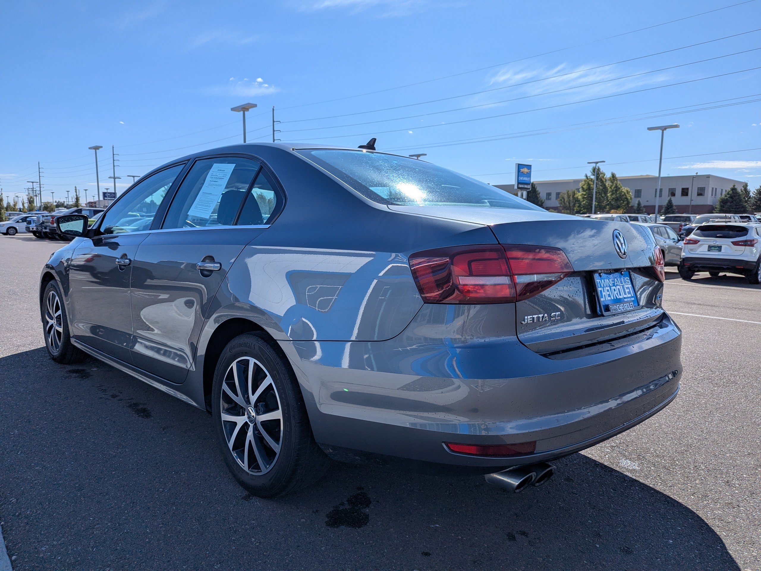 Used 2017 Volkswagen Jetta SE FWD image 30
