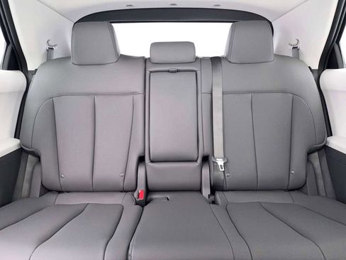 New 2026 Hyundai Ioniq 5 SEL image 16