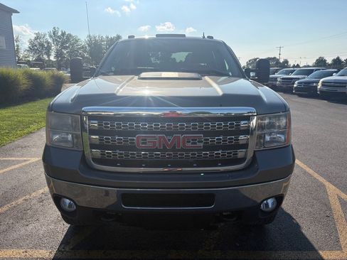 Used 2012 GMC Sierra 3500 SLE AWD/4WD image 3
