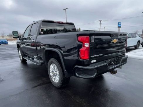 Certified 2022 Chevrolet Silverado 3500 High Country w/ Z71 Off-Road Package image 7