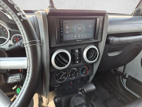 Used 2008 Jeep Wrangler Unlimited Sahara w/ Mopar Chrome Edition Group AWD/4WD image 13