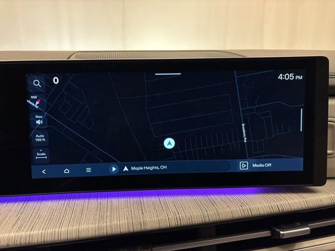 Used 2024 Hyundai Santa Fe Calligraphy image 18