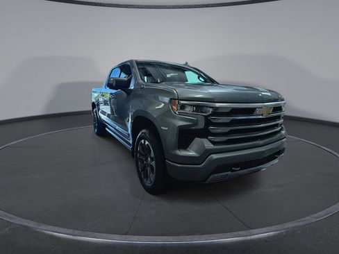 New 2026 Chevrolet Silverado 1500 High Country w/ Technology Package AWD/4WD image 16