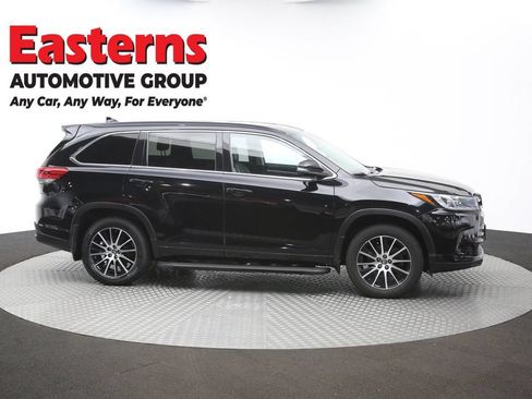 Used 2018 Toyota Highlander SE AWD/4WD image 47
