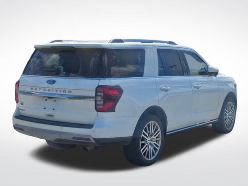 Used 2024 Ford Expedition Limited RWD image 9