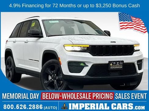New 2025 Jeep Grand Cherokee Altitude AWD/4WD image 1
