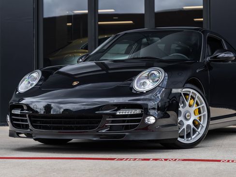 Used 2011 Porsche 911 Turbo S AWD/4WD image 7