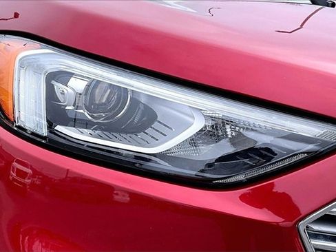 Used 2020 Ford Edge Titanium image 30