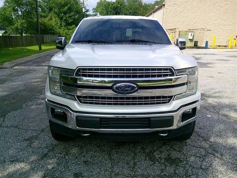 Used 2018 Ford F150 Lariat w/ Equipment Group 502A Luxury AWD/4WD image 8