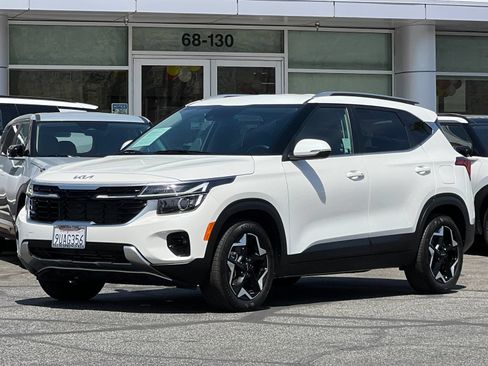 Certified 2025 Kia Seltos EX FWD image 7