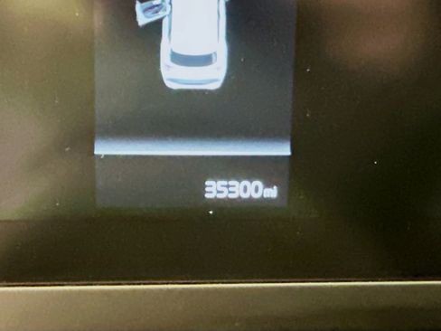 Used 2024 Kia Sportage LX image 19