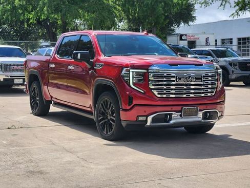Used 2022 GMC Sierra 1500 Denali AWD/4WD image 3