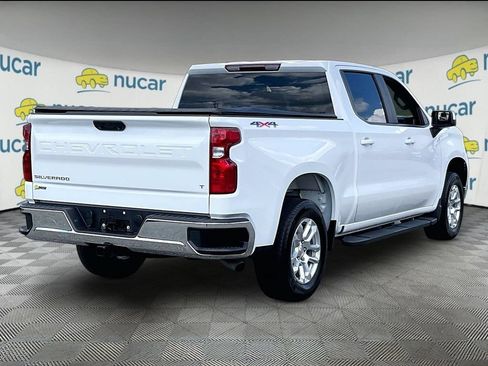 Used 2024 Chevrolet Silverado 1500 LT AWD/4WD image 6