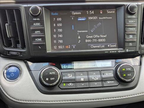 Used 2017 Toyota RAV4 Limited image 12