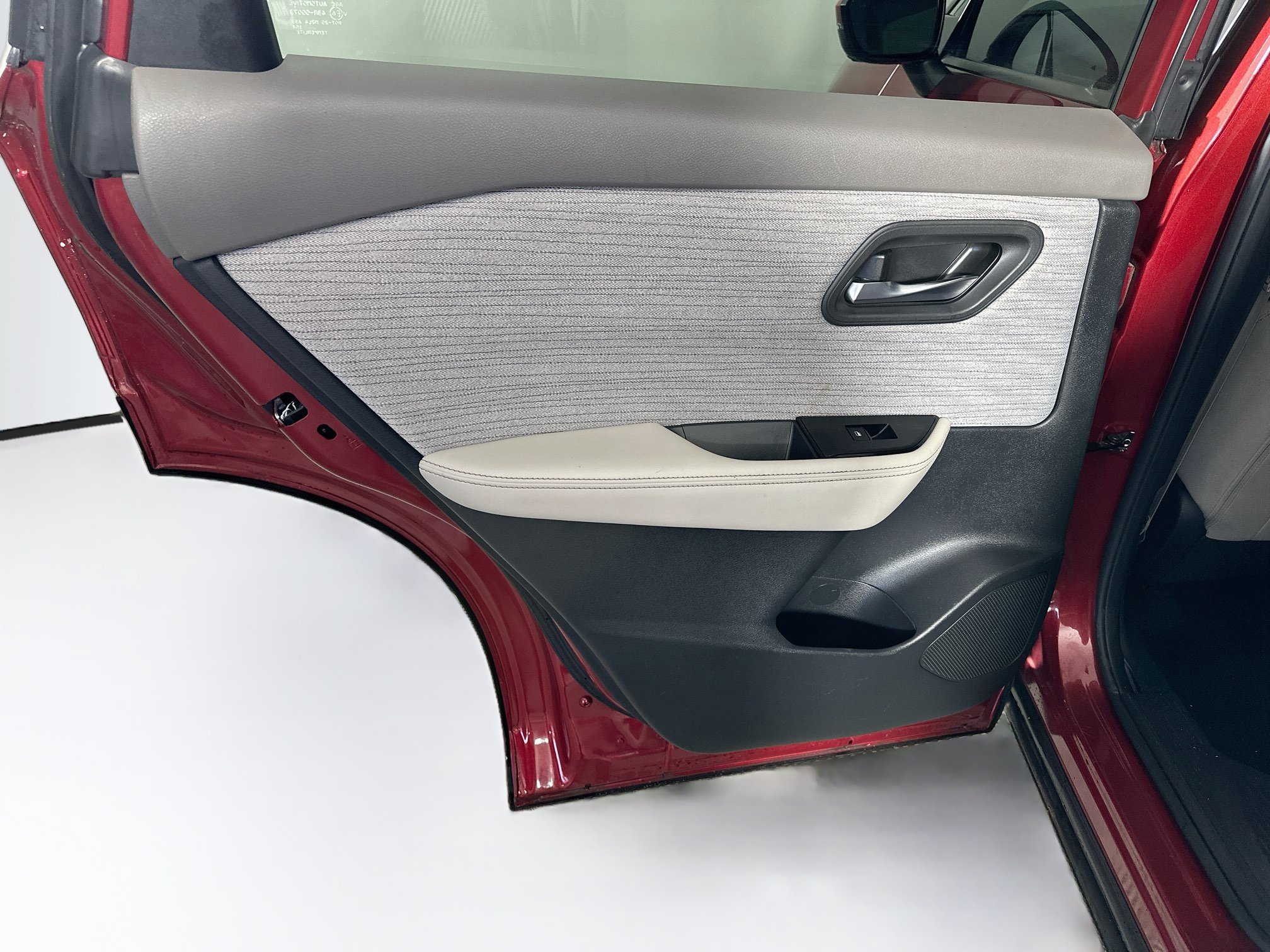 Used 2021 Nissan Rogue SV FWD image 26