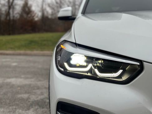 Certified 2023 BMW X5 xDrive40i w/ Premium Package image 12