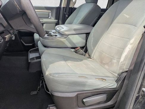 Used 2019 RAM 1500 Classic SLT image 15