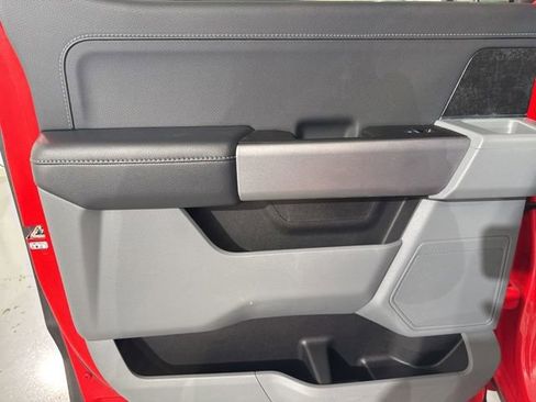 Used 2022 Ford F150 XLT w/ Equipment Group 302A High image 16