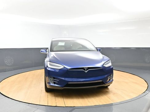 Used 2020 Tesla Model X Long Range AWD/4WD image 42