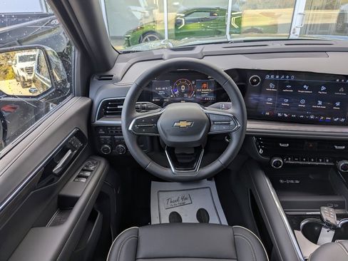 New 2026 Chevrolet Tahoe Premier image 3