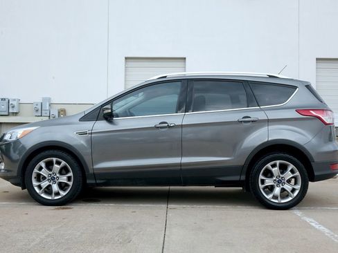 Used 2014 Ford Escape Titanium FWD image 13