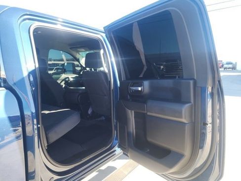 Used 2023 Chevrolet Silverado 2500 Custom w/ Custom Value Package image 29