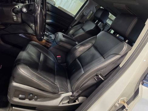 Used 2019 Chevrolet Tahoe LT AWD/4WD image 6
