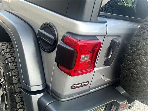 Used 2018 Jeep Wrangler Unlimited Rubicon image 28