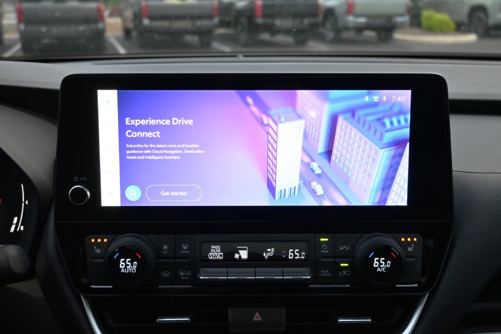 New 2026 Toyota Grand Highlander AWD Hybrid image 27