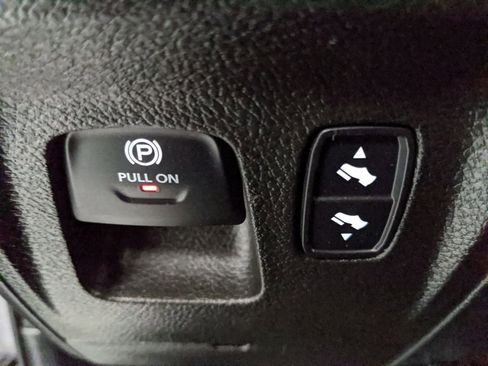 Used 2022 RAM 1500 Big Horn RWD image 17