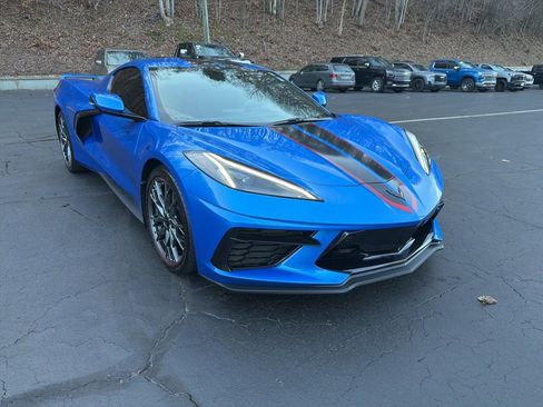 Used 2024 Chevrolet Corvette Stingray Preferred Cpe w/ Z51 Performance Package image 5