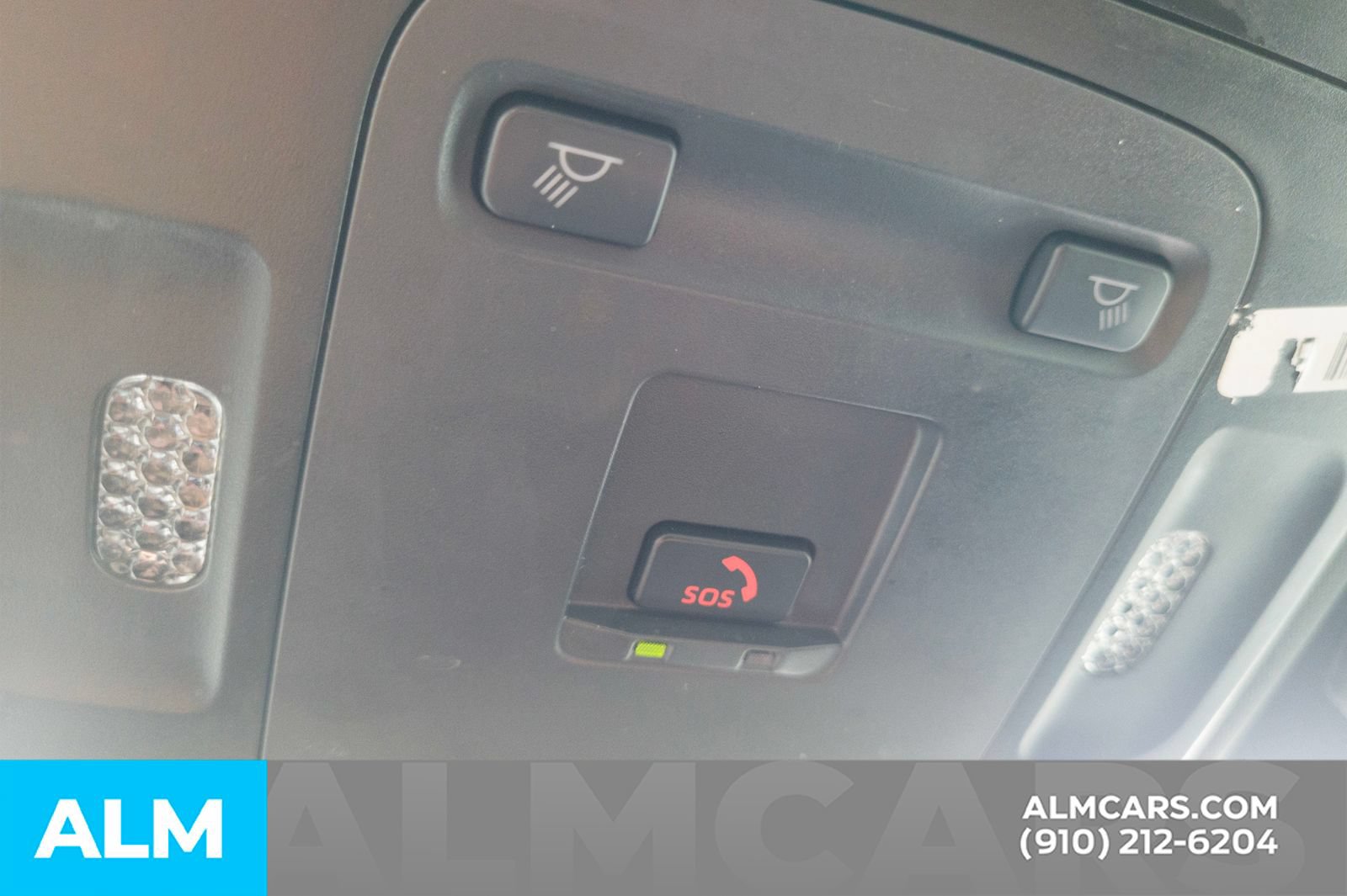 Used 2025 Toyota Camry SE FWD image 34