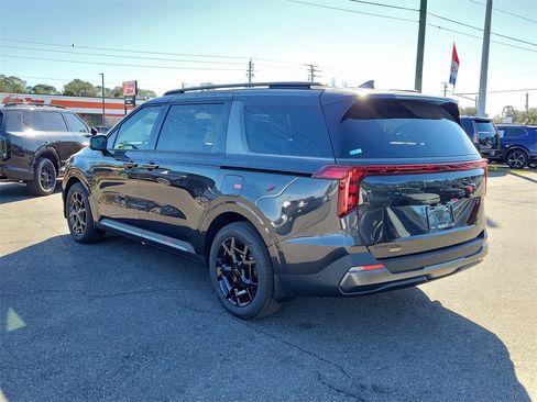 New 2026 Kia Carnival SX image 4