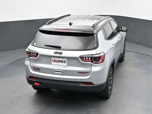 Used 2025 Jeep Compass Trailhawk AWD/4WD image 35