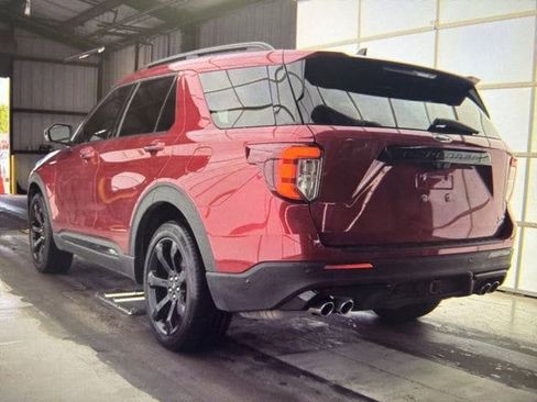 Used 2022 Ford Explorer ST w/ Equipment Group 401A image 6
