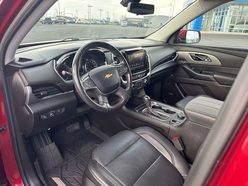 Used 2019 Chevrolet Traverse LT w/ LT Premium Package image 22
