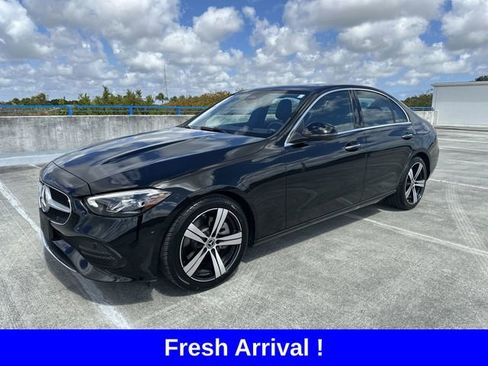 Used 2025 Mercedes-Benz C 300 Sedan image 20