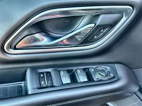 Used 2021 Chevrolet Suburban High Country image 14