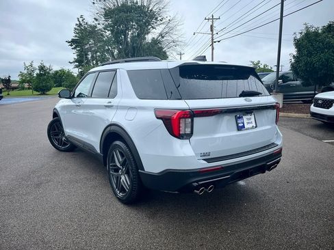 New 2026 Ford Explorer ST AWD/4WD image 4