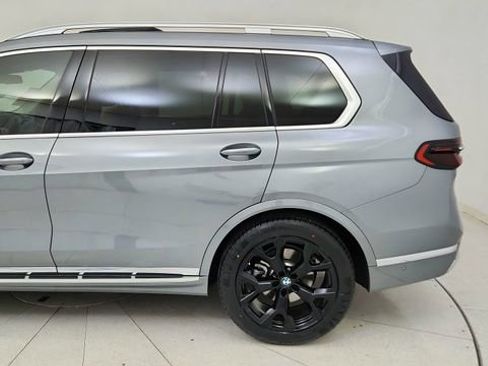 Used 2026 BMW X7 xDrive40i image 11