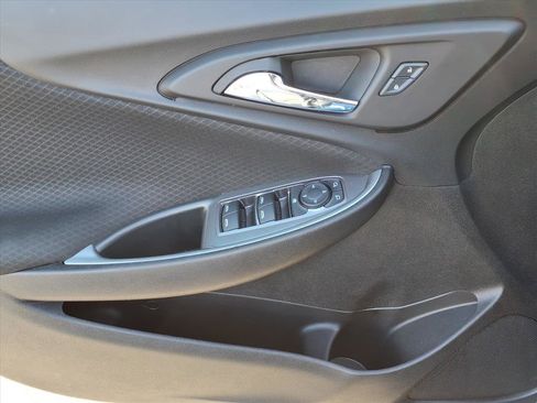 Used 2024 Chevrolet Malibu LT image 15