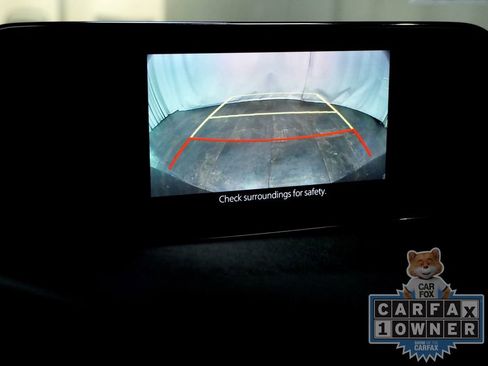 Used 2023 MAZDA MAZDA3 s image 21