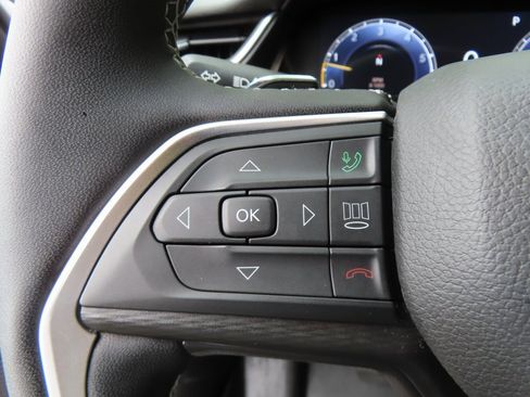 Certified 2024 Jeep Grand Cherokee Altitude image 20