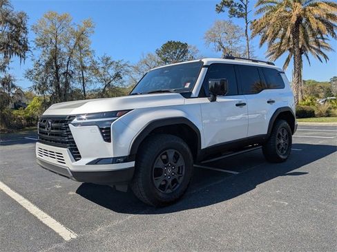 Used 2024 Lexus GX 550 550 Overtrail+ image 9