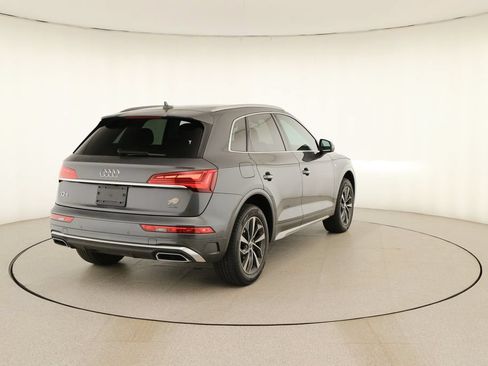 Used 2023 Audi Q5 2.0T Premium w/ Convenience Package AWD/4WD image 6